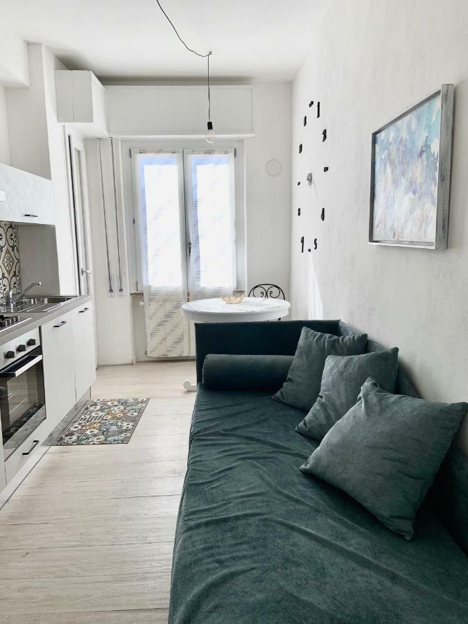 Rosy'S Flat Apartment La Spezia Exterior photo