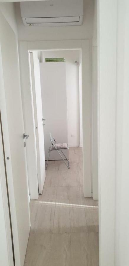 Rosy'S Flat Apartment La Spezia Exterior photo